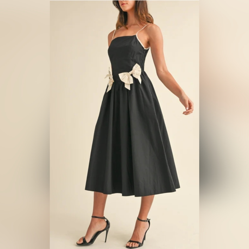 Chic Black Midi Dress with Cream Accents